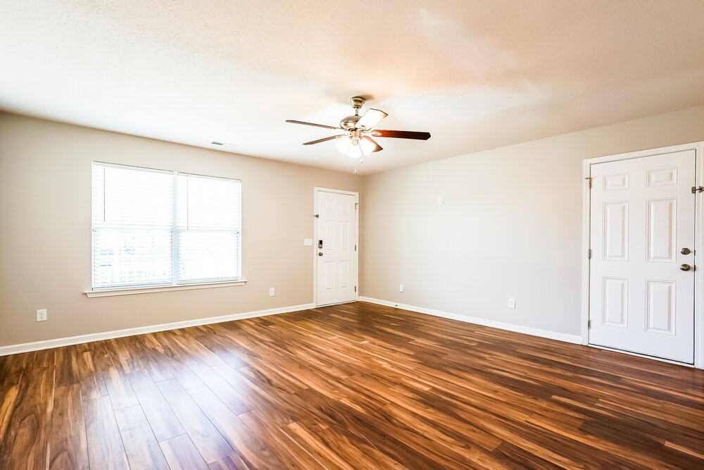 42 Nevada Ct - Photo 4 of 17