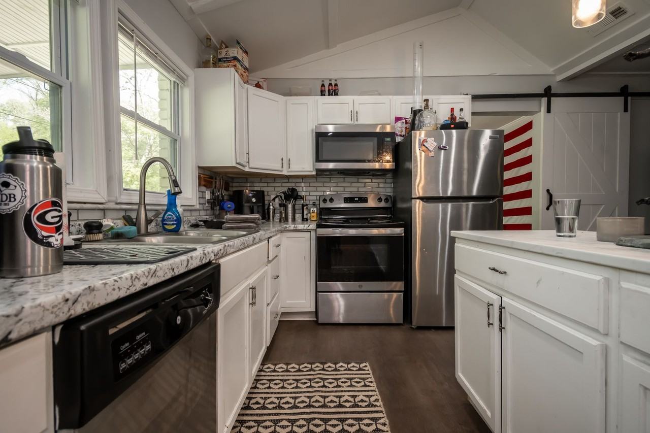 120 Hillside St - Photo 7 of 18