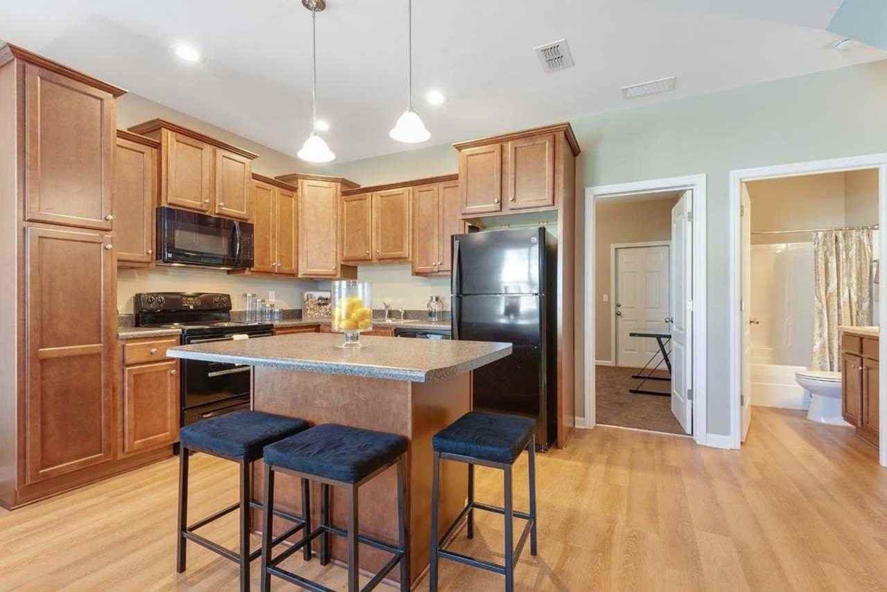 Camden Corners - Craig - Photo 3 of 8