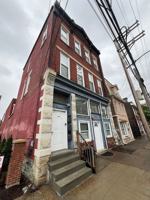 featured image of 2405 Sarah St