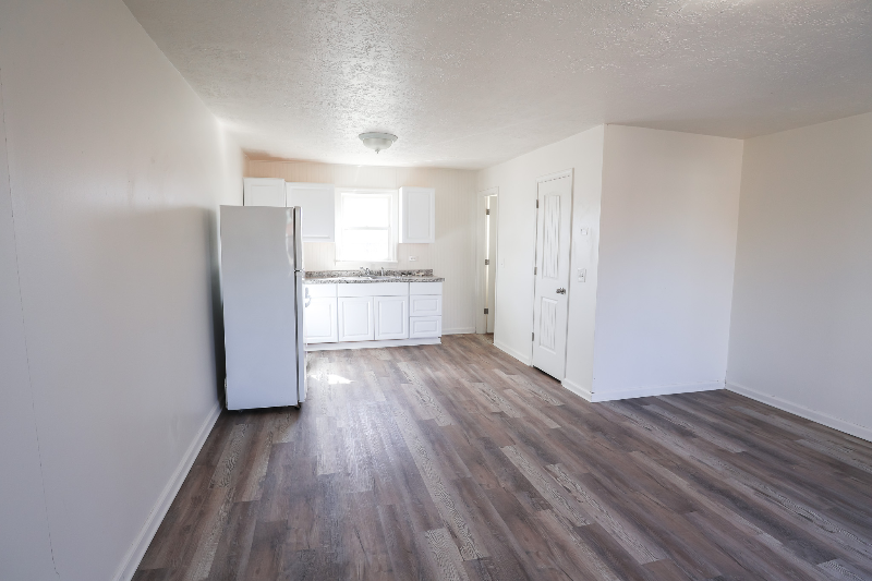 18 2nd Ave S #6 - Photo 3 of 11