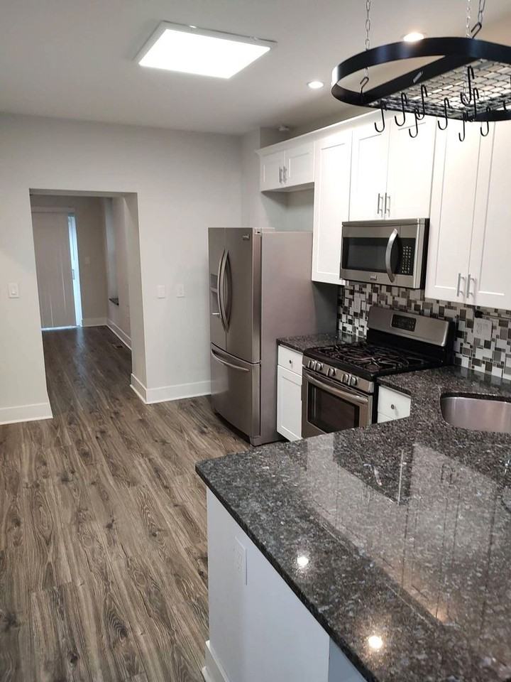 230 Wendover St - Photo 6 of 36