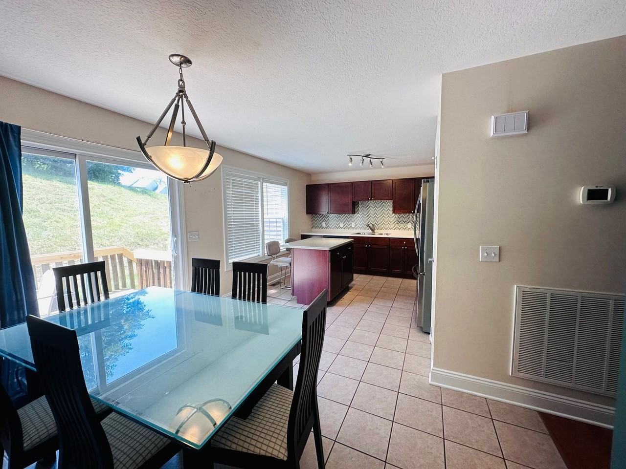 500 Tall Oak Blvd - Photo 3 of 10