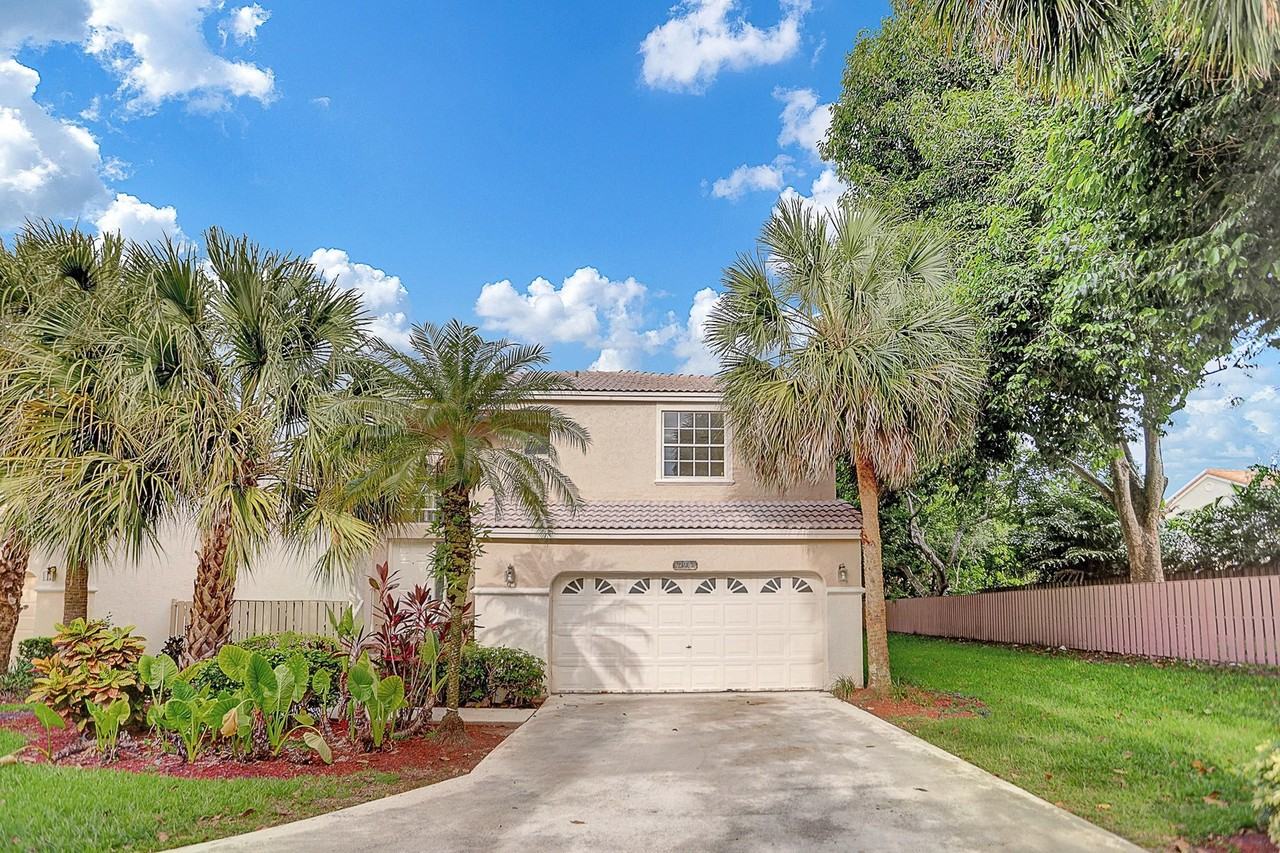 10932 Nw 12th Ct - Photo 6 of 40