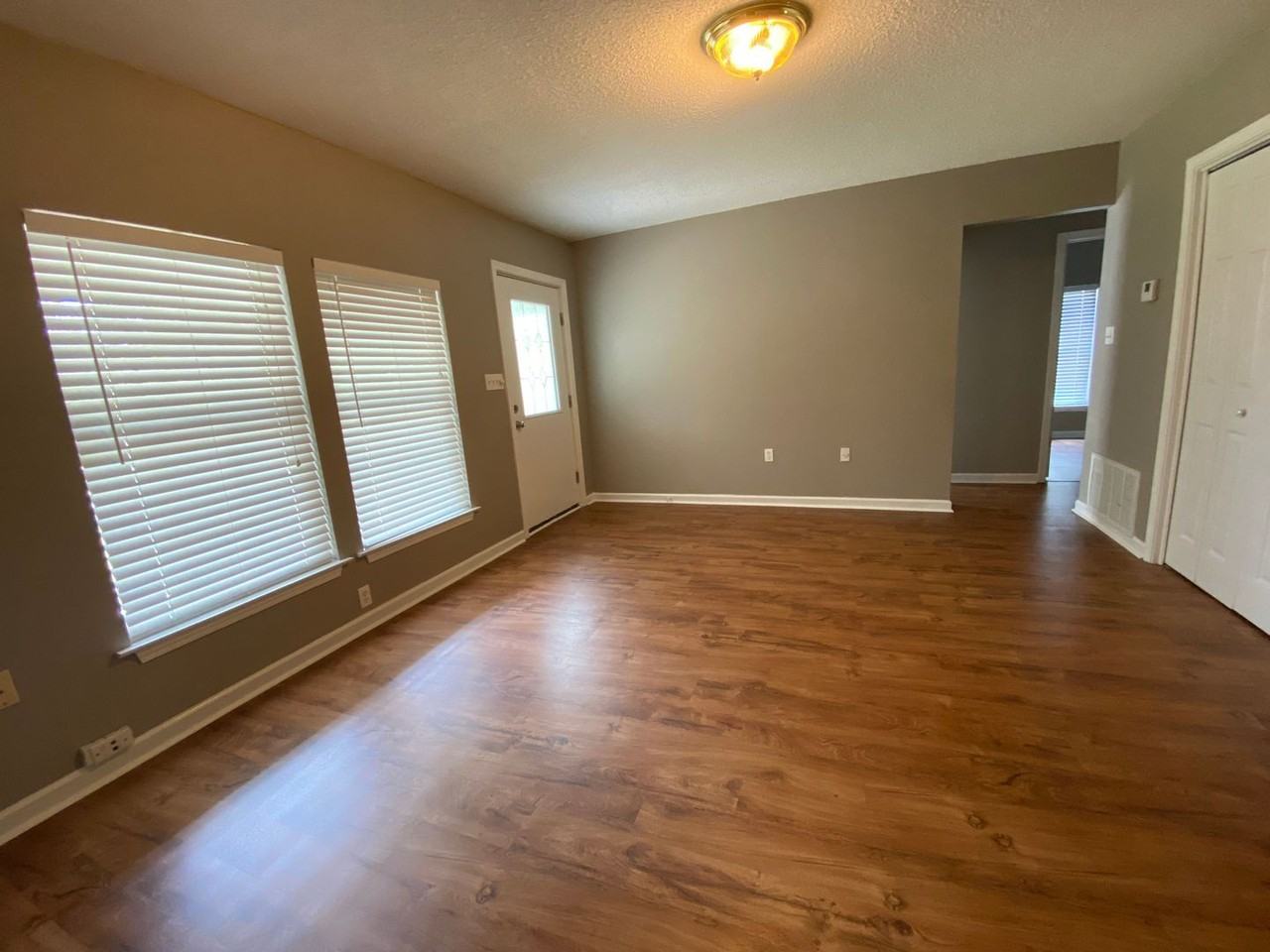 119 White Ave - Photo 3 of 9