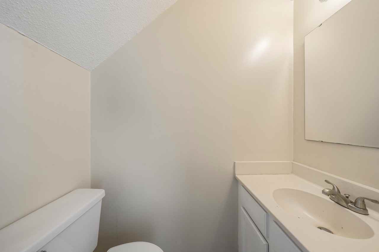 108 Friar Ln - Photo 7 of 13