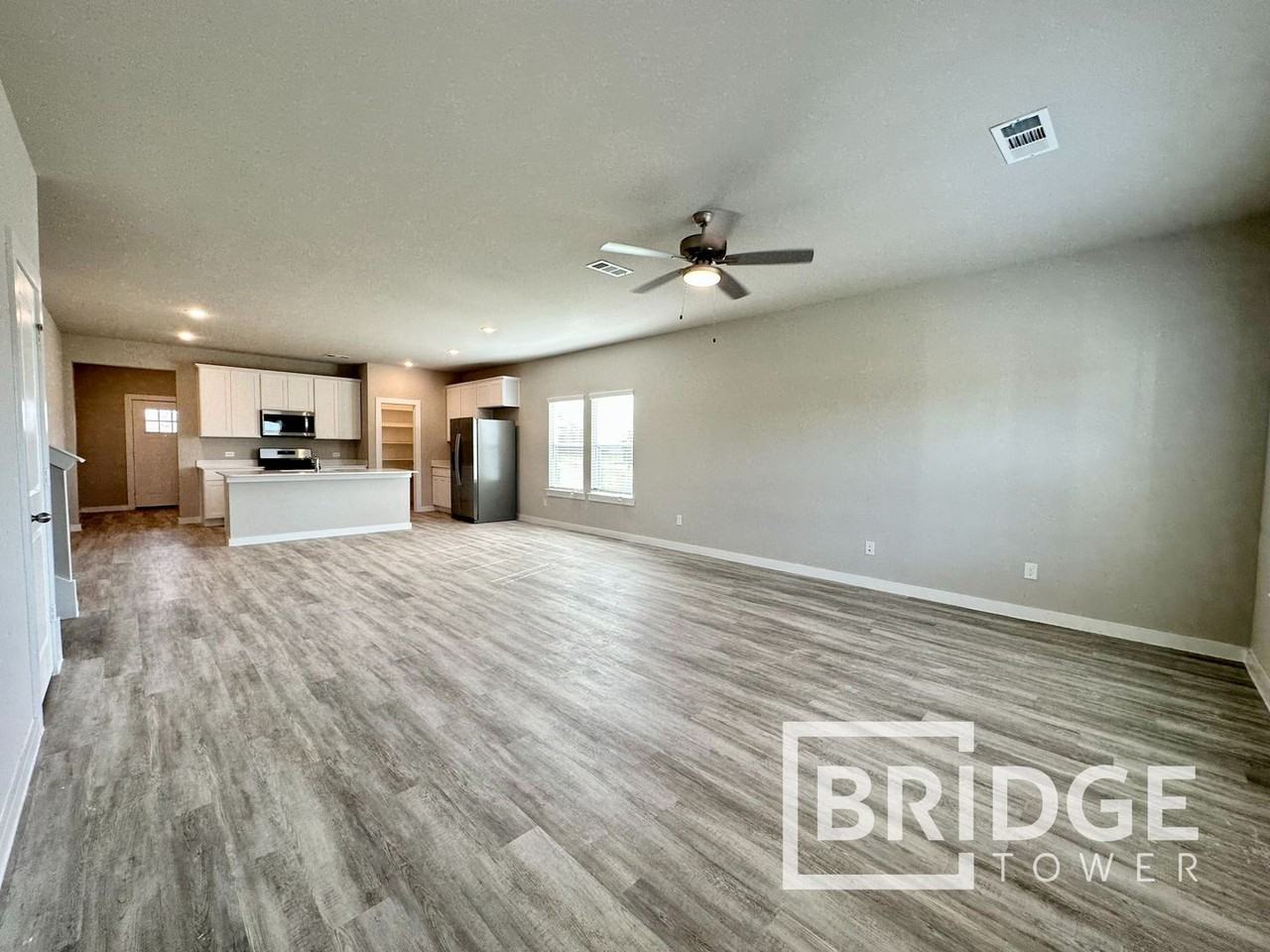 4712 Deadwood Dr - Photo 2 of 25