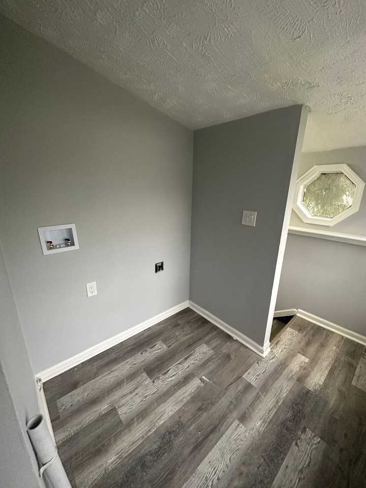 12323 Park Knoll Dr - Photo 4 of 7