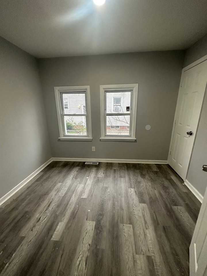12323 Park Knoll Dr - Photo 5 of 7