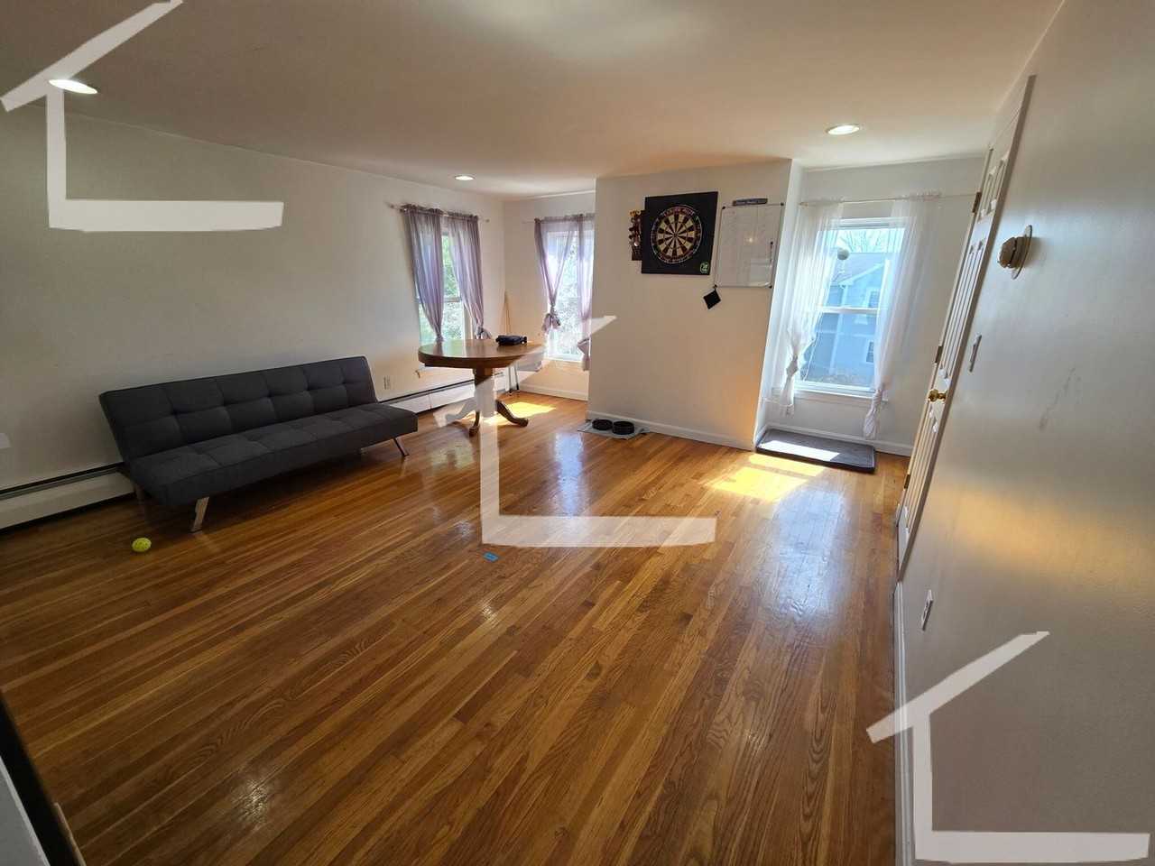 69 Summer St - Photo 2 of 8