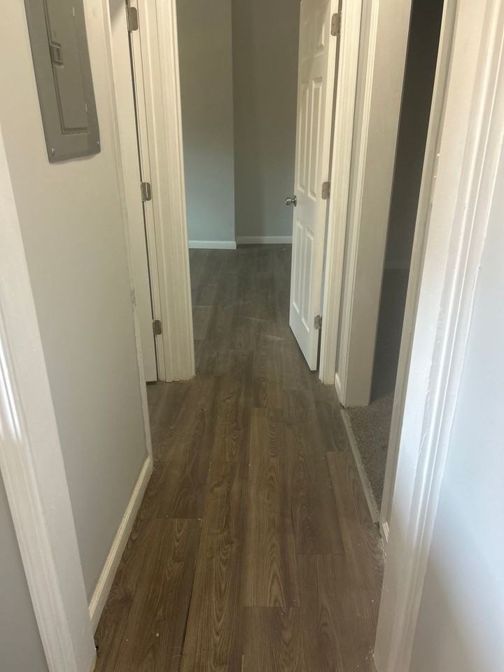 17568-70 17568-70 Lakeshore - 9 #9 - Photo 6 of 13