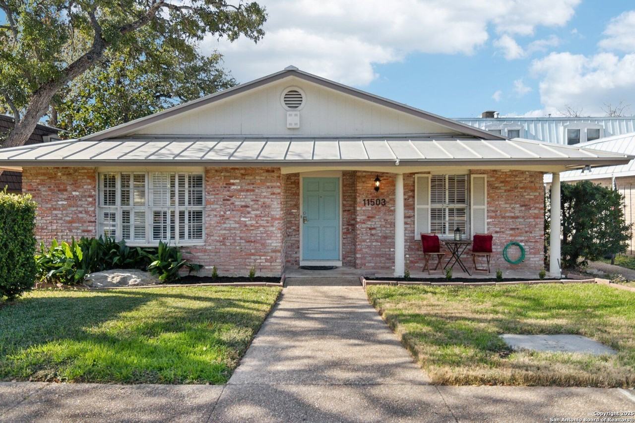 11503 Whisper Valley St - Photo 2 of 43