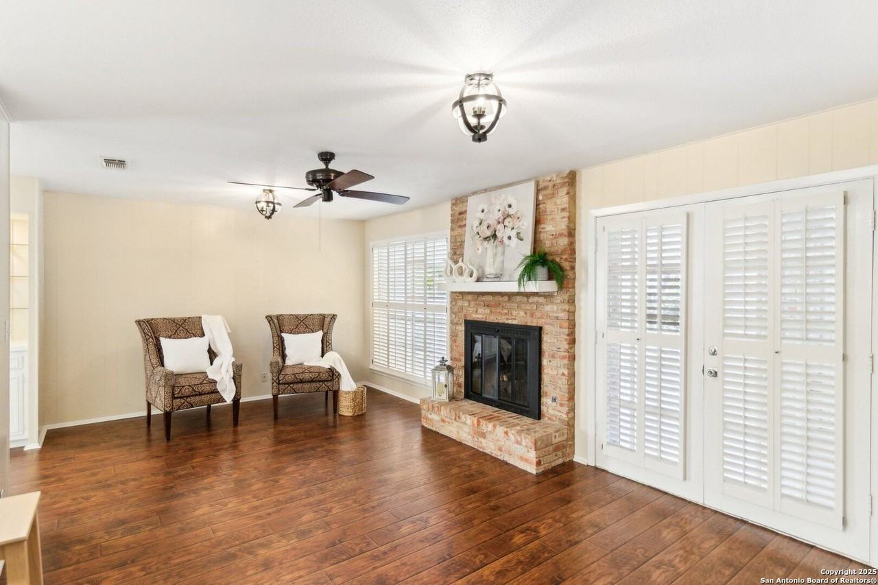 11503 Whisper Valley St - Photo 3 of 43