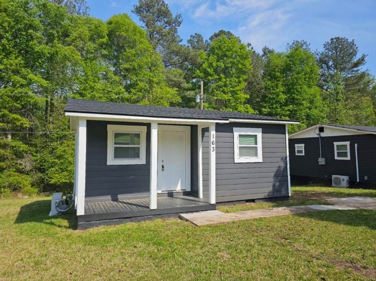 163 Kathryn Rd - Photo 2 of 32