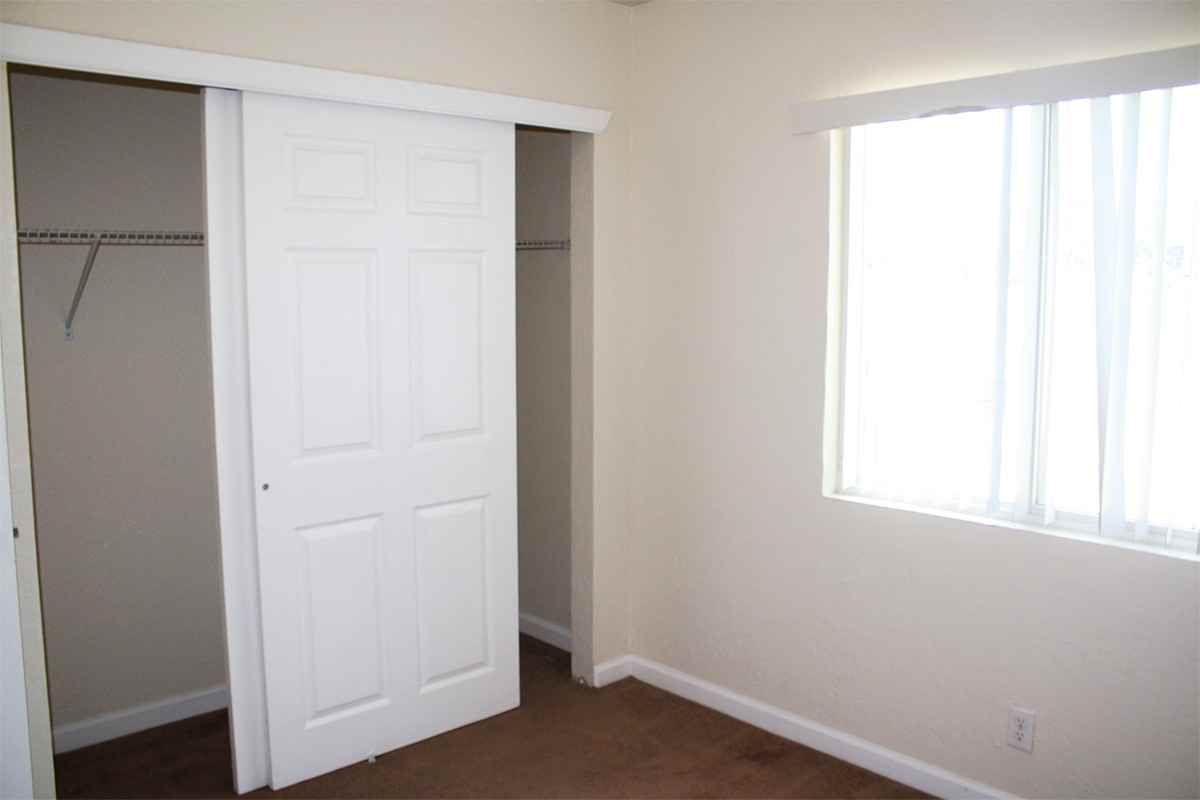 7901 Trumbull Ave. SE - Photo 3 of 8