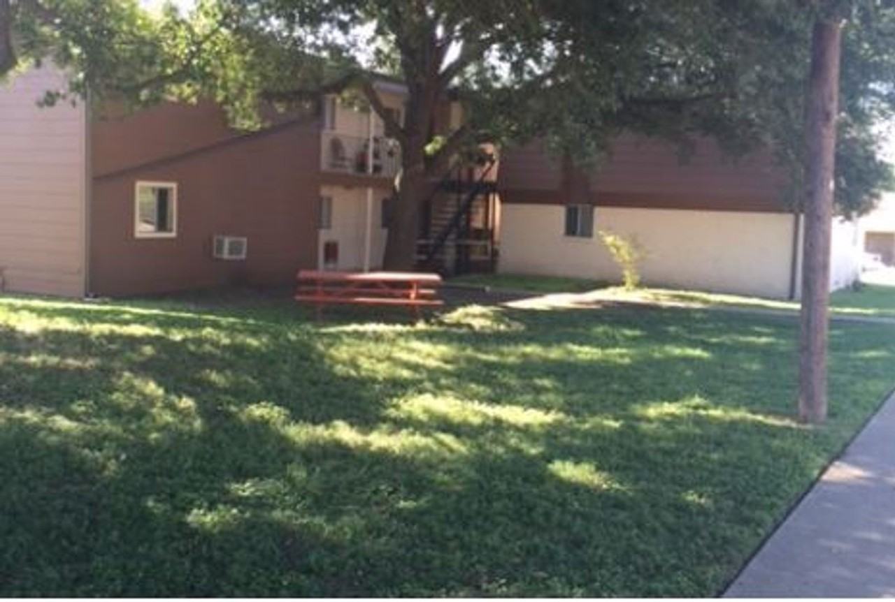 Silver Park Apartments - Photo 7 of 20