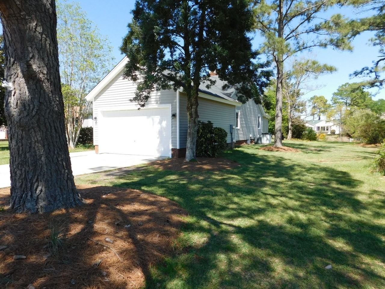 6109 Schooner Ct - Photo 2 of 50