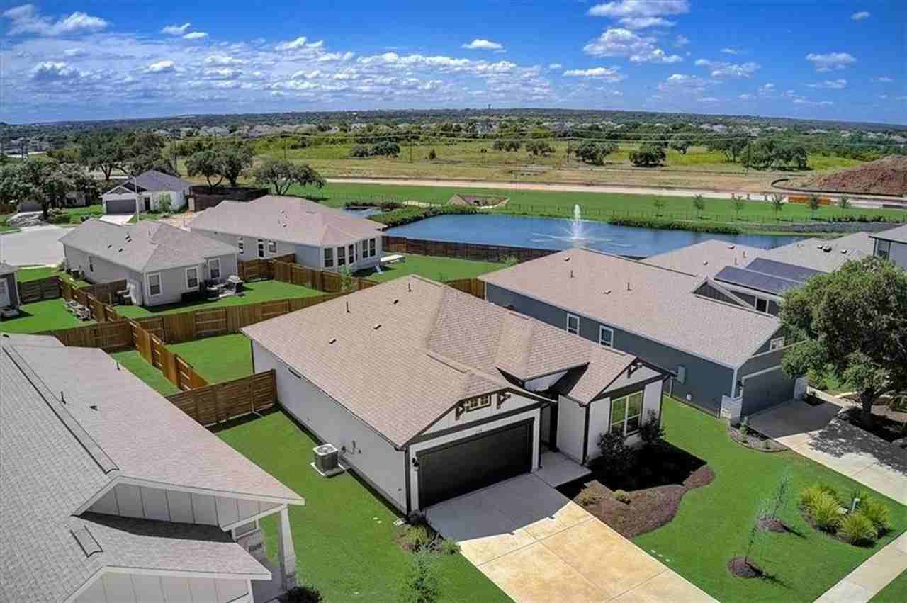 216 Trellis Blvd - Photo 3 of 34