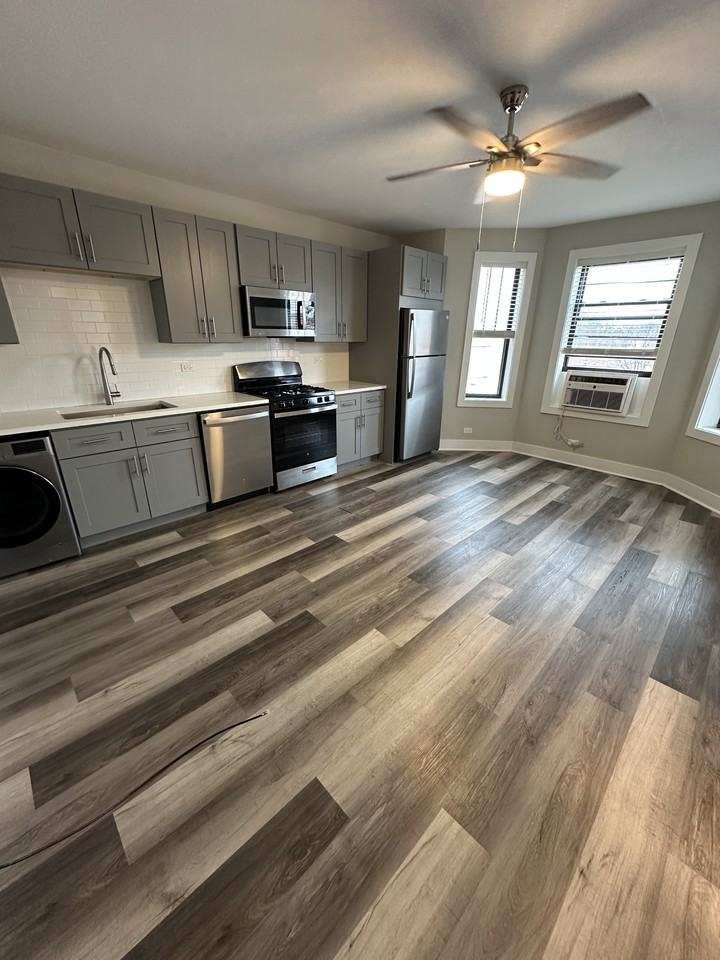 373 Hazel Ave #C8 - Photo 2 of 7