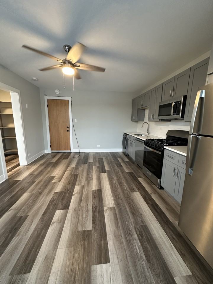 373 Hazel Ave #C8 - Photo 4 of 7