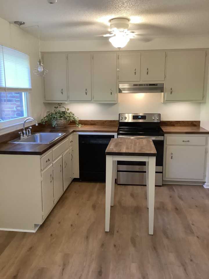 206 Opal Ln #4 - Photo 2 of 14