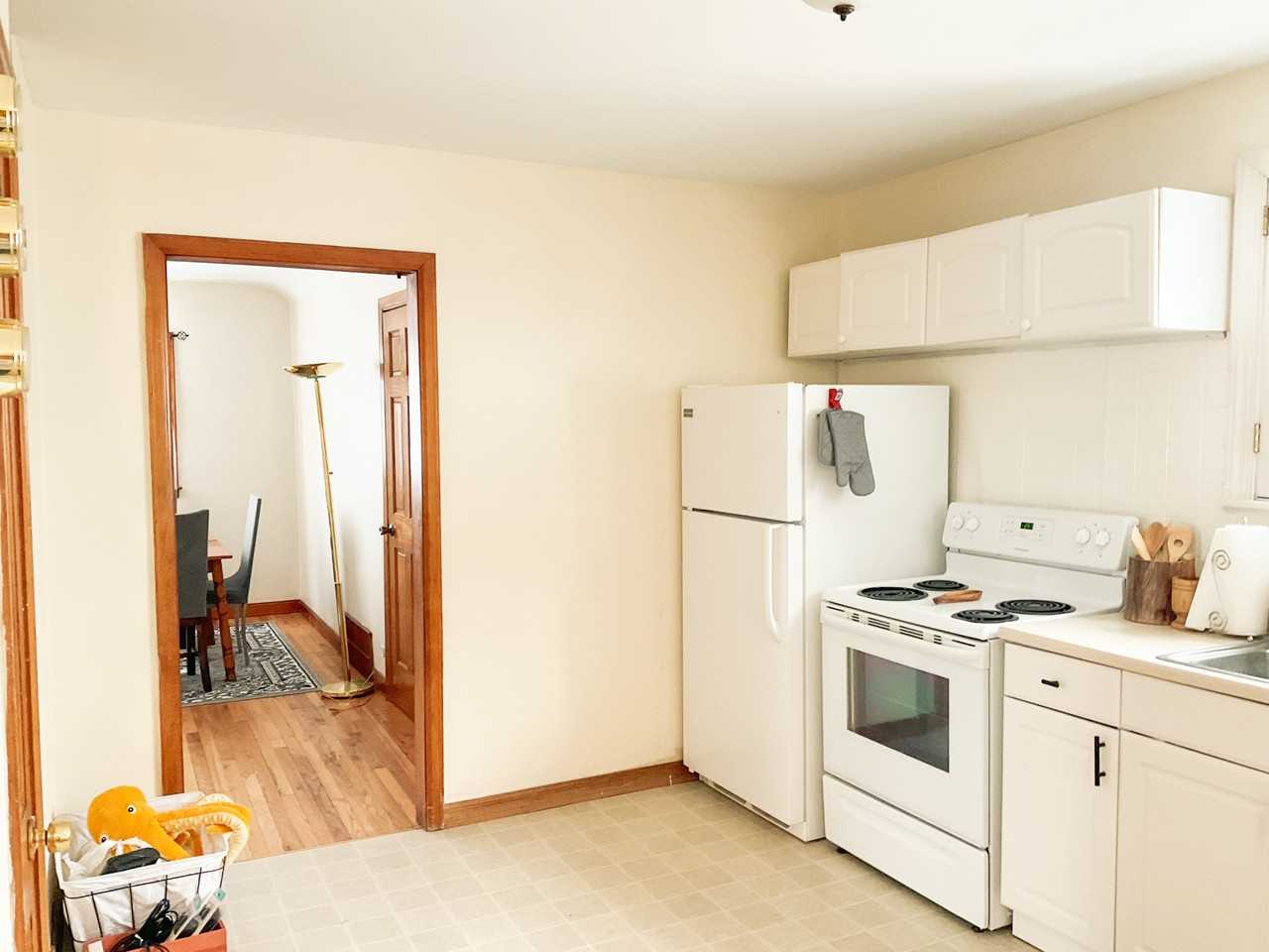 1427 S 86th St #NA - Photo 3 of 27