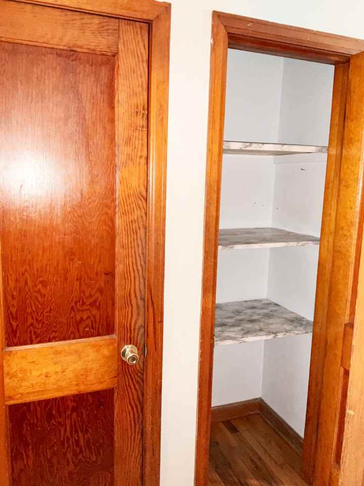 1427 S 86th St #NA - Photo 6 of 27