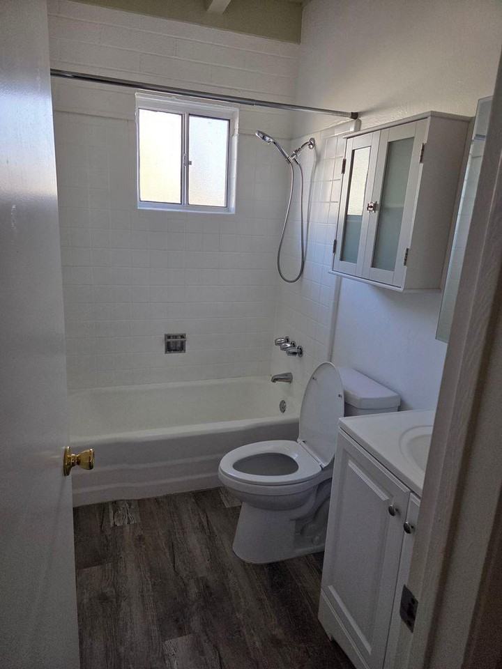 610 East Drachman Street - Photo 3 of 5