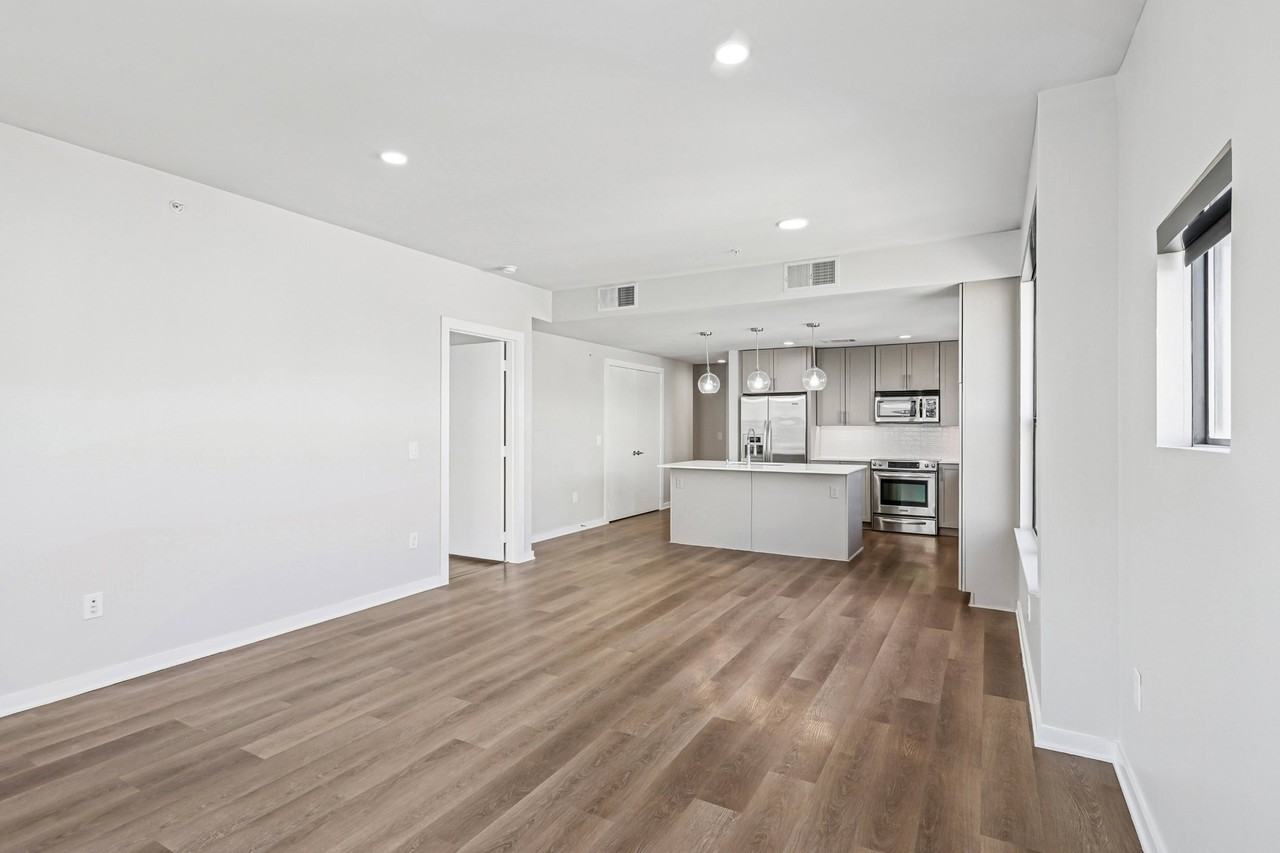 Parkside So7 - Photo 3 of 39