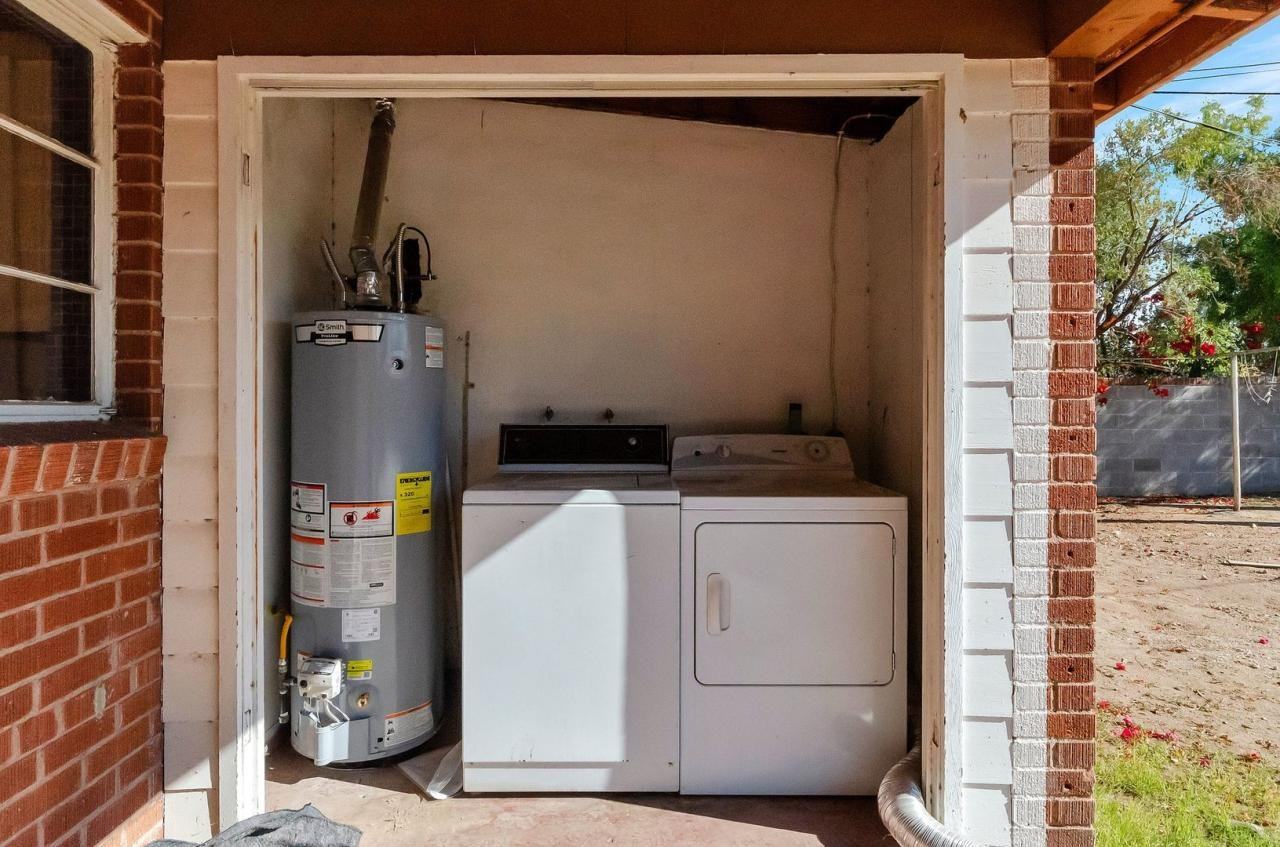 830 East Copper Street - Photo 3 of 6