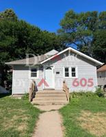 featured image of 2413 S Norton Ave