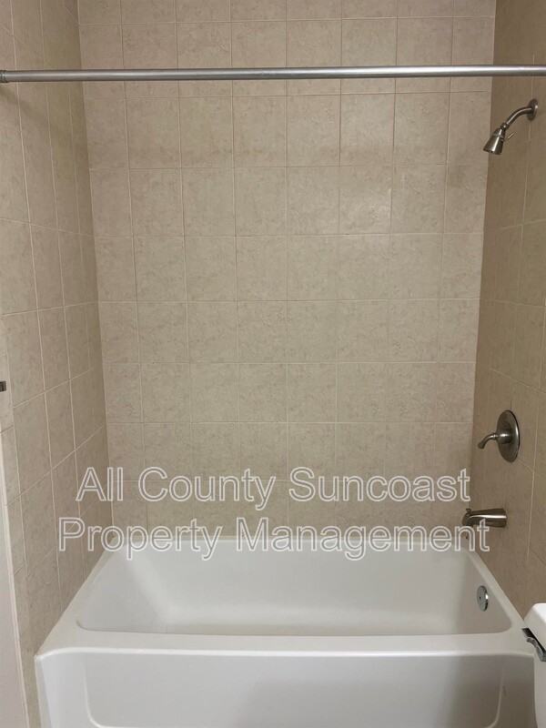 10263 Gandy Blvd N #409 - Photo 7 of 10