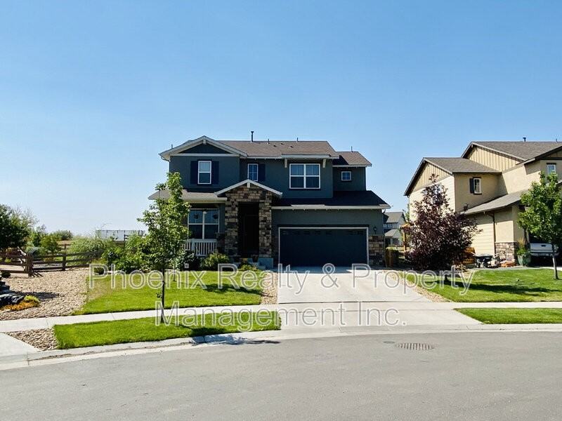 963 Laramie Ln - Photo 3 of 29