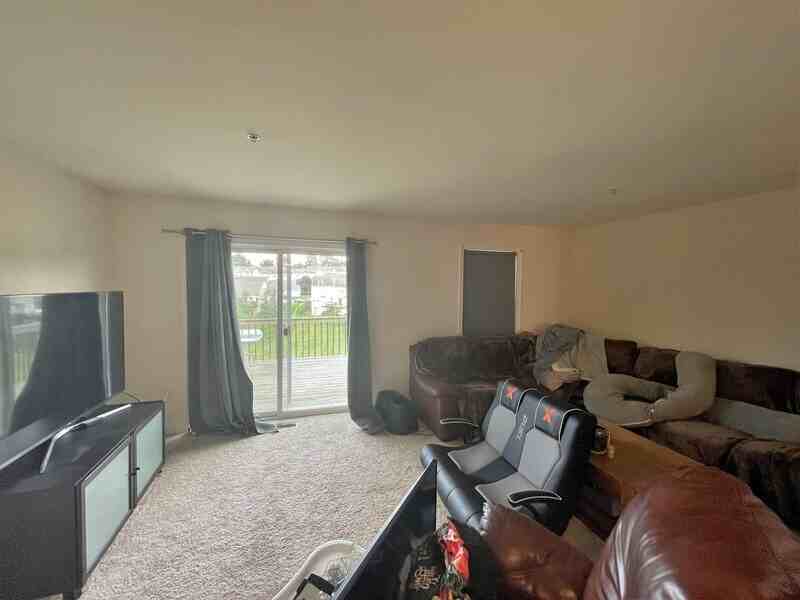 187 Cartledge Ln - Photo 2 of 14