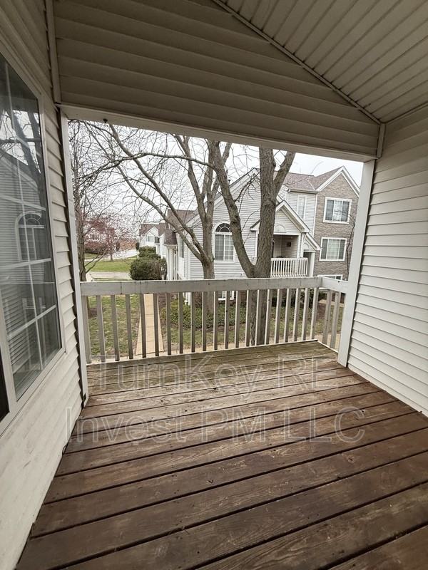 2318 Dawson Ln - Photo 3 of 9