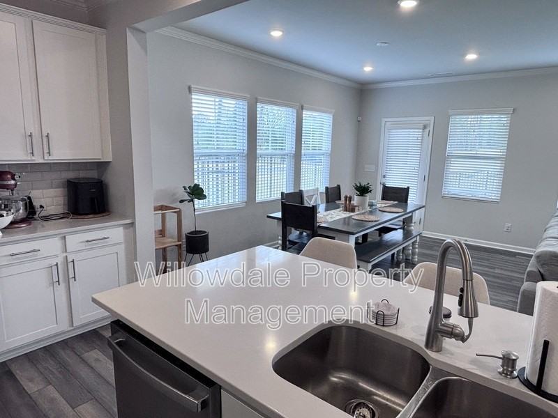 4112 Sierra Pelona Dr - Photo 5 of 27