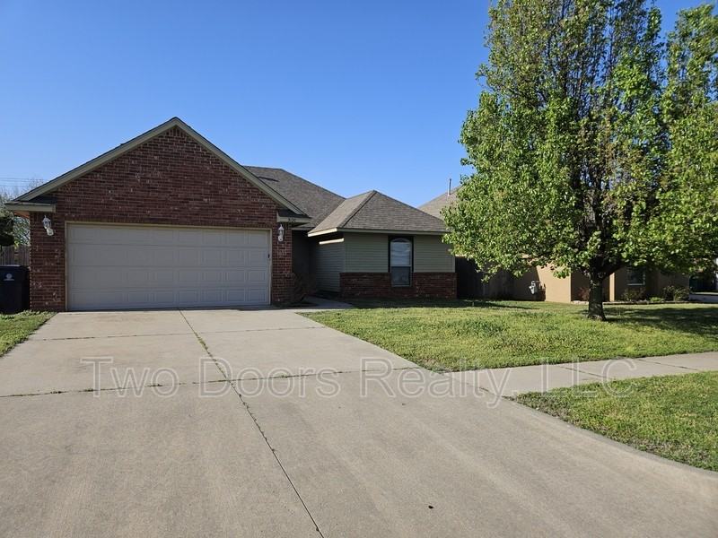 5120 Nw 17th St - Photo 2 of 14