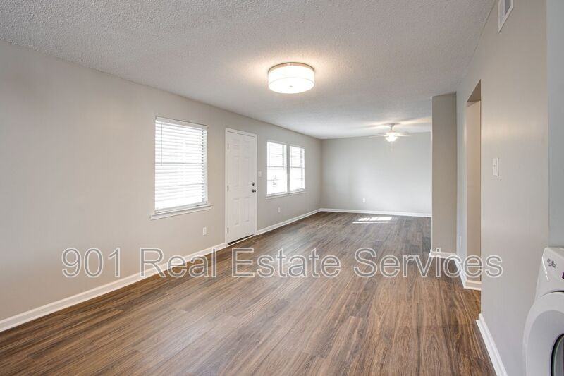 1234 Harbert Ave #1 - Photo 7 of 22