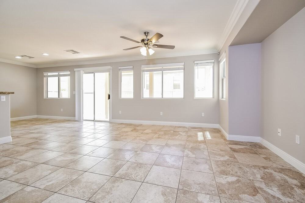 10460 Chrisman Ave - Photo 7 of 20