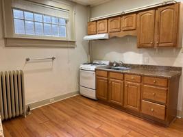 featured image of 144 E Lemon St