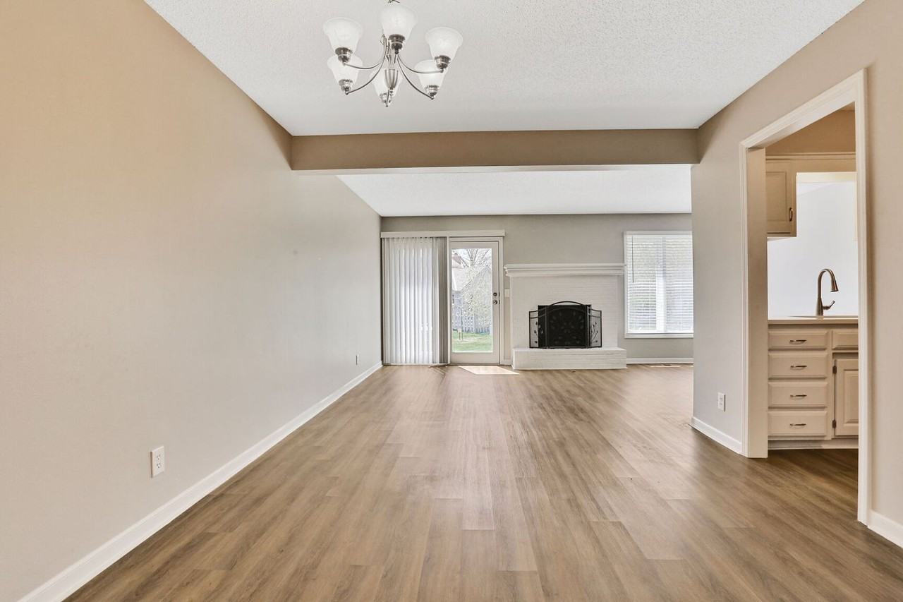 11624 Bluejacket St - Photo 4 of 18