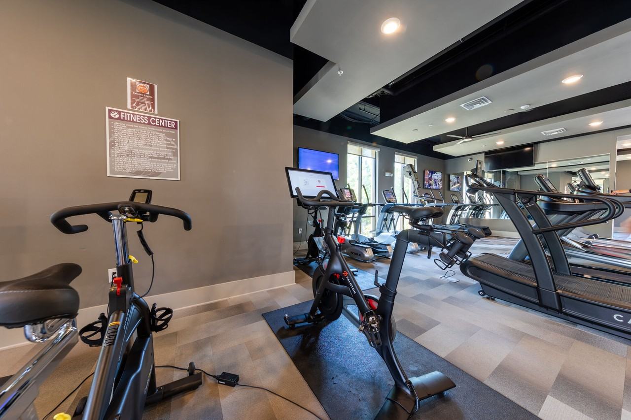 The Village at Commonwealth - Photo 6 of 33