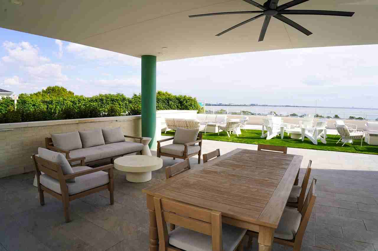 The Emerson at Rocky Point - Photo 6 of 23