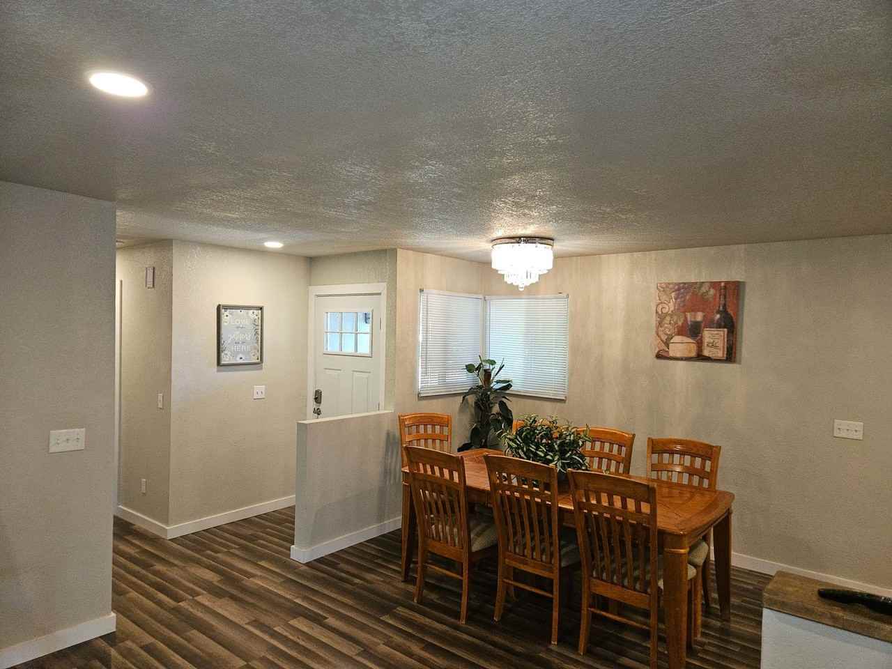 2341 Jonquil Way - Photo 4 of 22