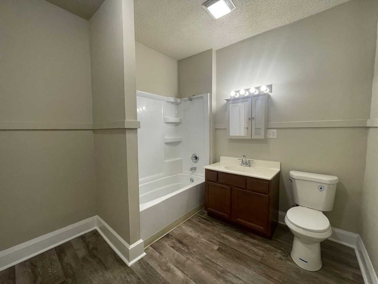 110 S 5th Ave W - Photo 3 of 15