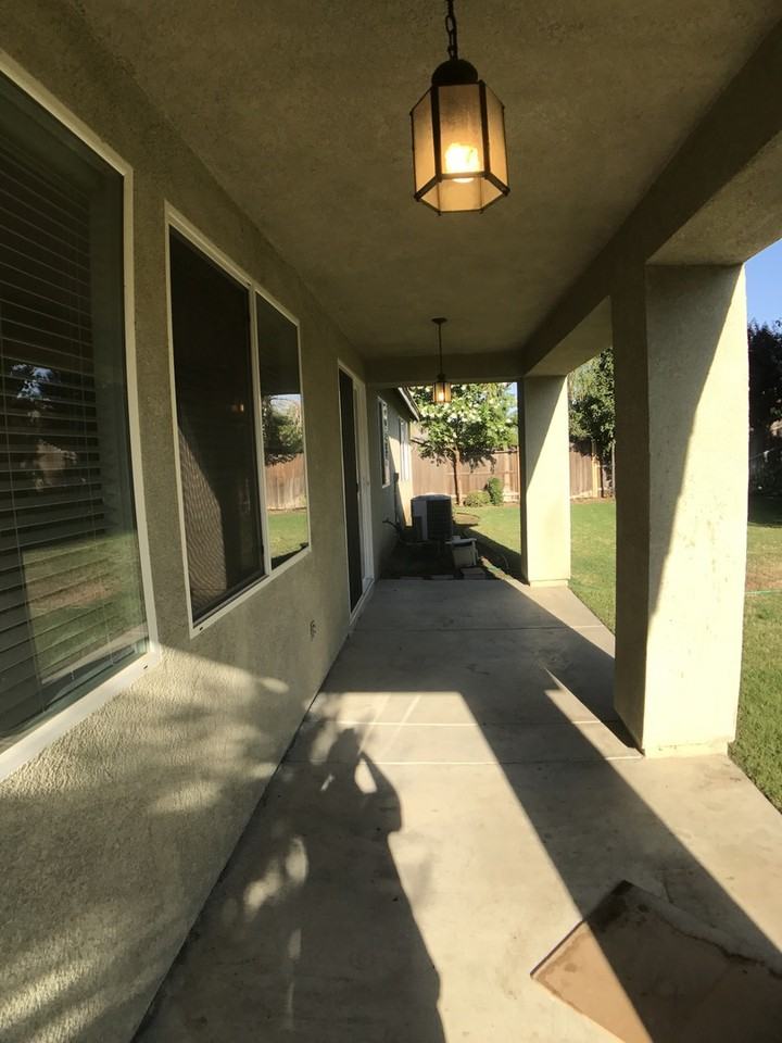12318 Rambler Ave - Photo 2 of 24