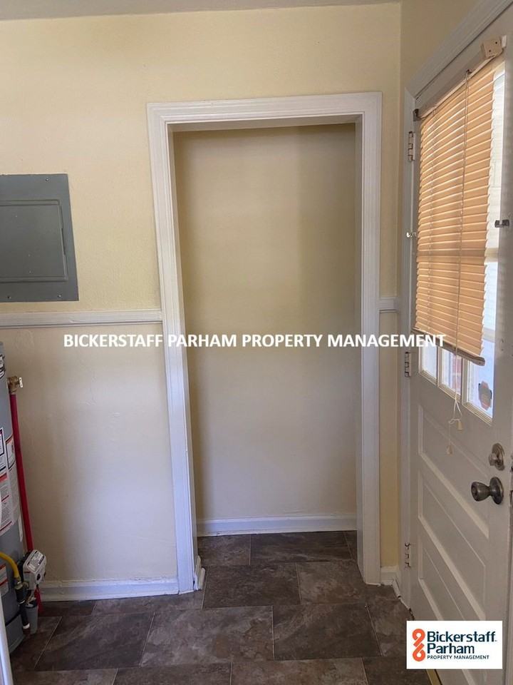 3053 Blan St - Photo 5 of 15