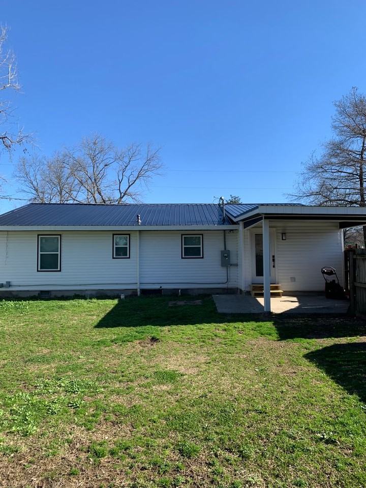 1401 Sparkman St Nw - Photo 3 of 19