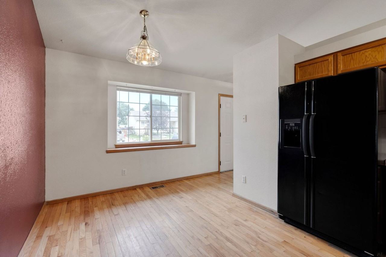 1385 Keywood Ct - Photo 6 of 20