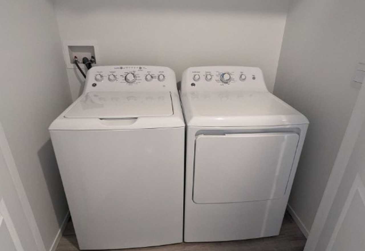 544 S May Dr - Photo 6 of 11